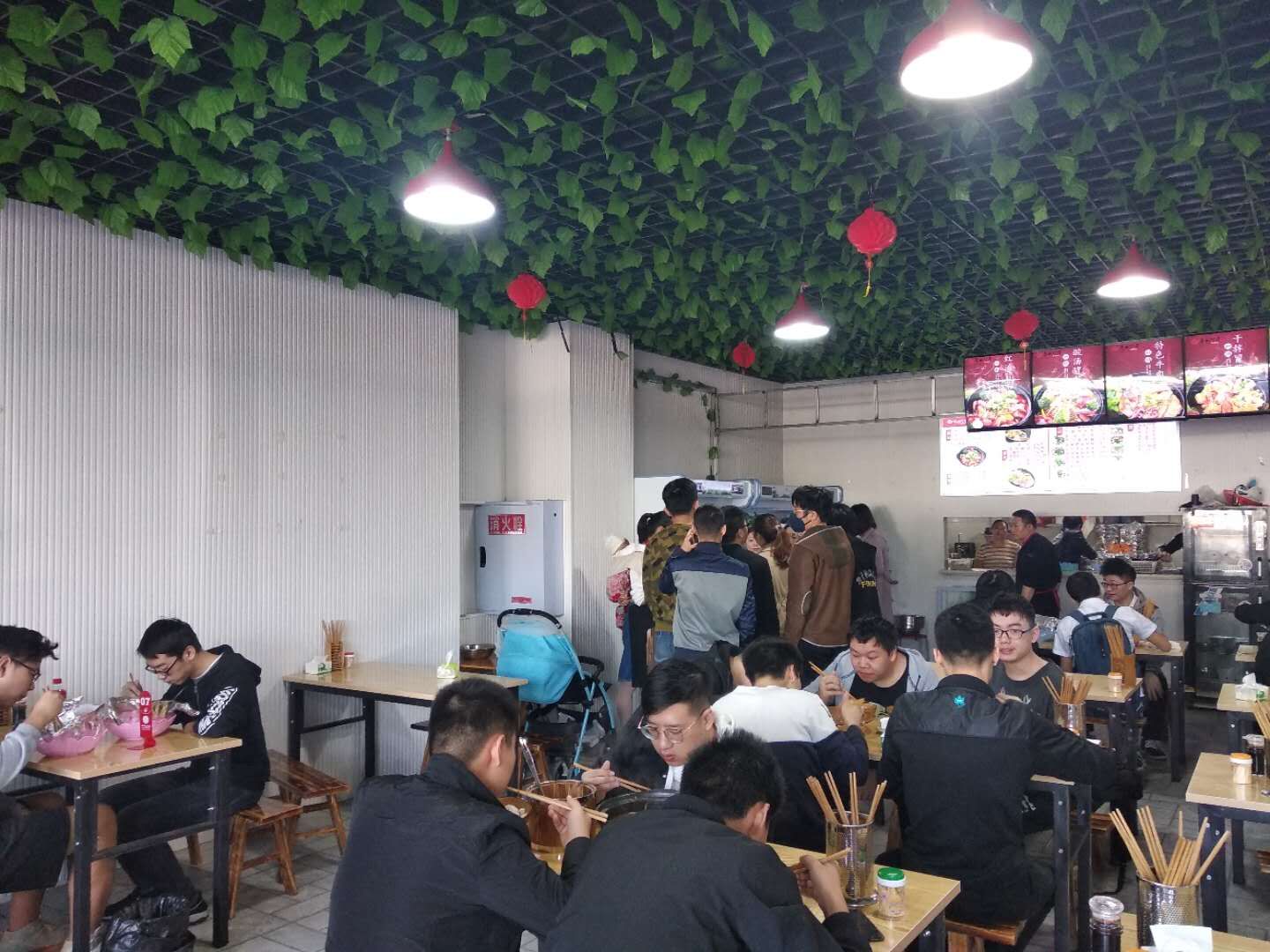 冒菜加盟店